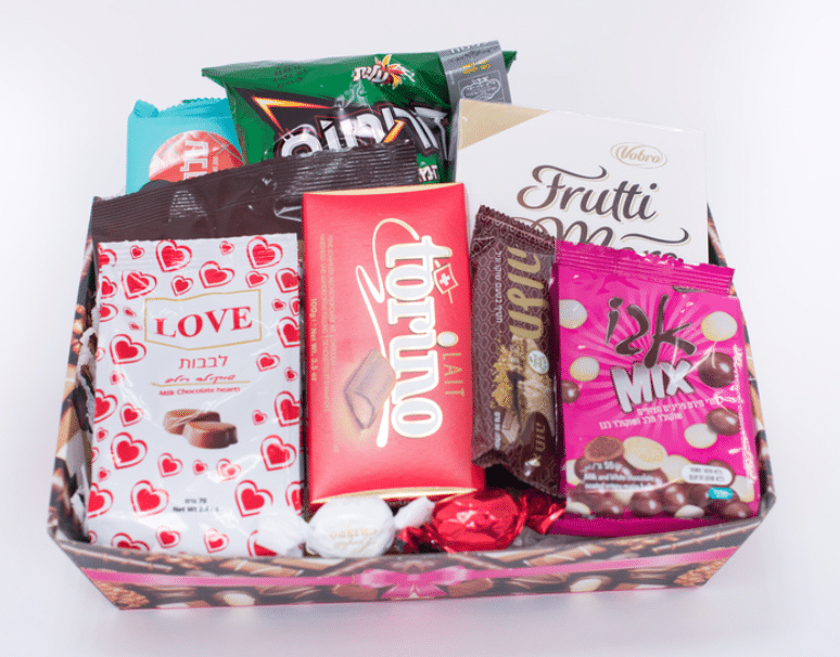 חבילת שי לחג - חבילת ממתקים חבילת שי לחג - חבילת ממתקים